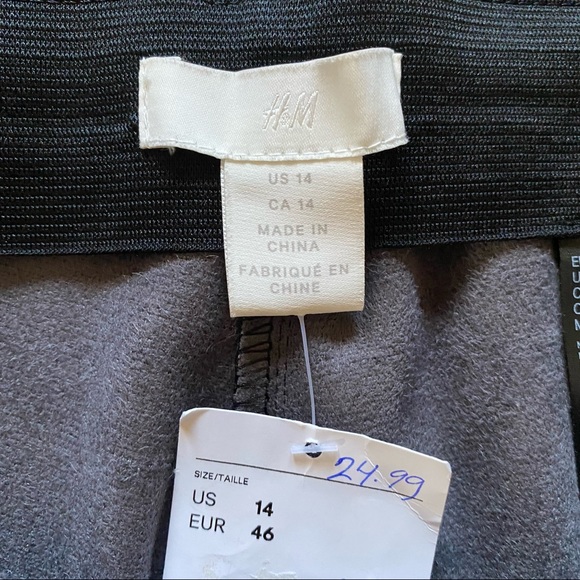 NWT H&M Faux Leather Pants size 14 - Picture 4 of 8